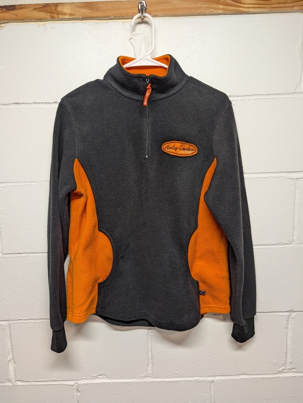 HARLEY-DAVIDSON Women's Black & Orange Half-Zip Fleece Pullover (Medium)